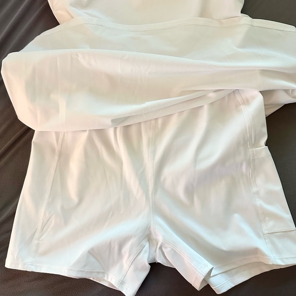 Abercrombie traveler white one shoulder dress - Picture 6 of 7